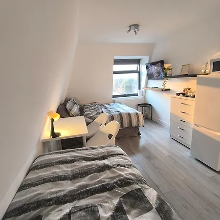 Full Equiped Rooms, Tooting Broadway Station Londres Extérieur photo