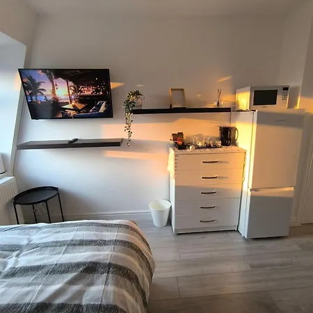 Full Equiped Rooms, Tooting Broadway Station Londres Extérieur photo