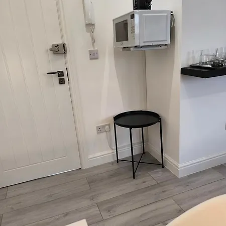 Full Equiped Rooms, Tooting Broadway Station Londres Extérieur photo