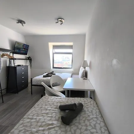 Full Equiped Rooms, Tooting Broadway Station Londres Extérieur photo